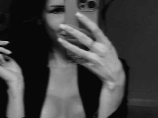 Эротический видеочат Nikkittyni