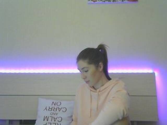 Скриншоты трансляции Alisee_