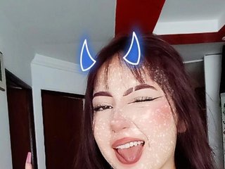 Эротический видеочат niky-cherry