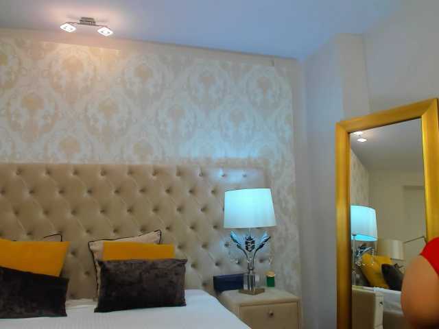 Скриншоты трансляции NinaCrystal