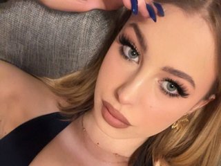 Эротический видеочат NoahAngel