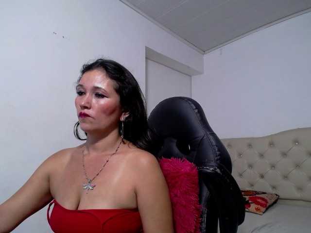 Скриншоты трансляции noelia-milf19