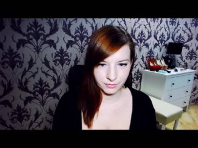 Скриншоты трансляции NoemiGold