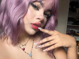 Эротический видеочат OdetteMoreau