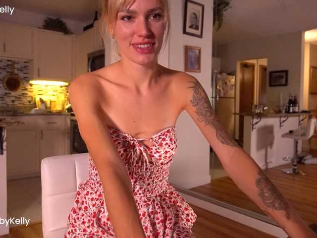 Скриншоты трансляции OhBabyKelly