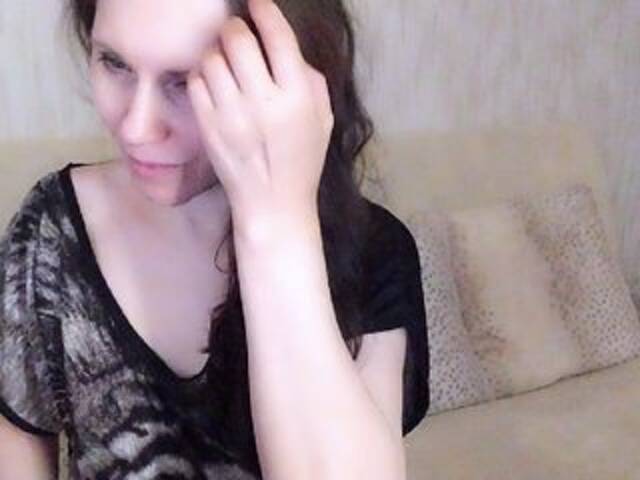 Скриншоты трансляции VirtualGirl45