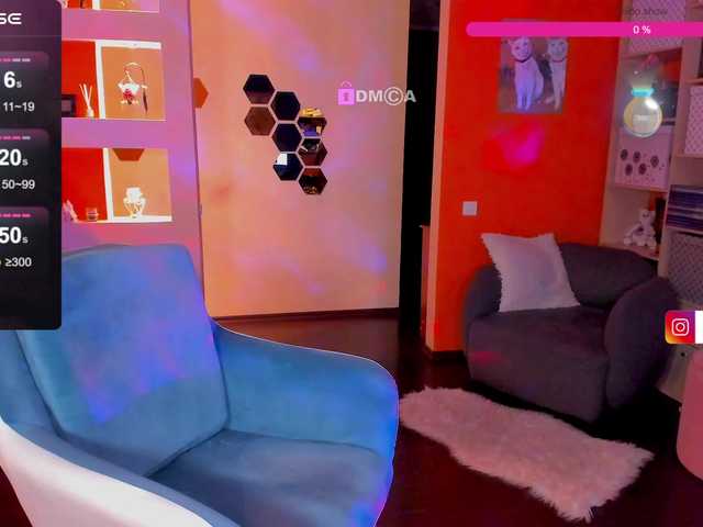 Скриншоты трансляции OliviaGoold