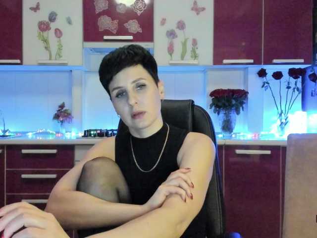 Скриншоты трансляции Olivija2020