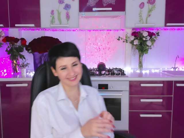 Скриншоты трансляции Olivija2020