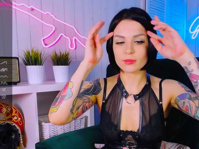 Скриншоты трансляции Katherine_Moor