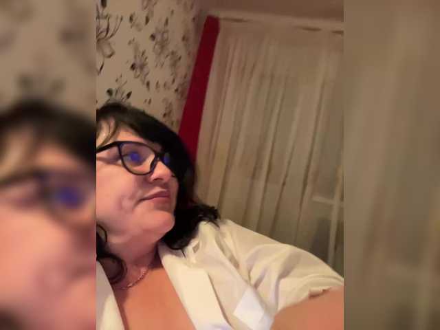 Привет ребята! Цель - #hot #dance ! #pvt  #c2c #fetish #feet #roleplay 1 токен для добавления в друзья! А также ваши пожелания и запросы за чаевые, пишите:)