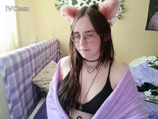 Скриншоты трансляции PamelaLaRise