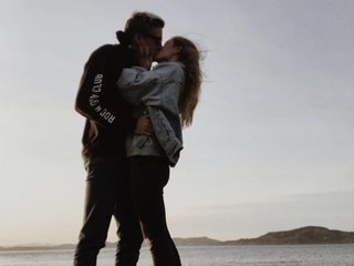 Эротический видеочат ParaHot