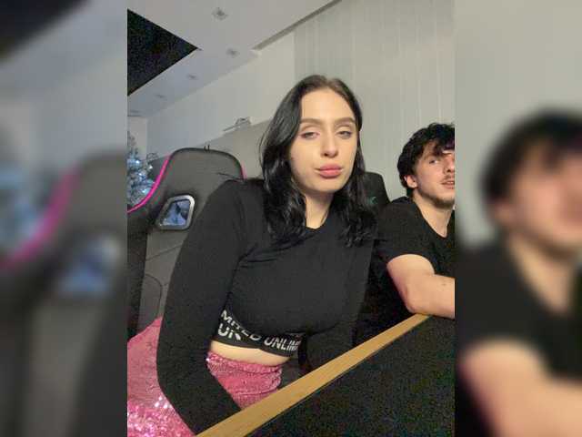 Скриншоты трансляции PARTYNEXTNEXT