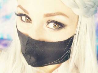 Эротический видеочат PeachyLust