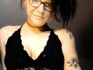 Эротический видеочат PennyXo