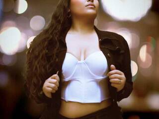 Эротический видеочат Perlajoones