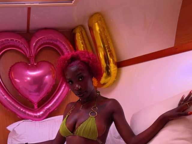 Фотография профиля Petitelunar