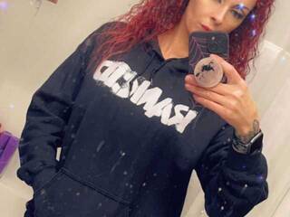 Эротический видеочат DesiMeow