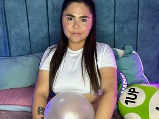 Эротический видеочат PhamelaHolter