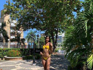 Эротический видеочат PhoebeStuart