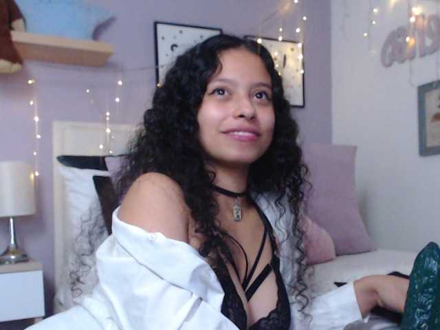 TRUTH OR DARE!
TRUTH OR DARE!! GOAL: PLAY WITH MY VIBRATOR! (500)