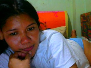 welcomeback!ALONE IN MY FRIENDS BED