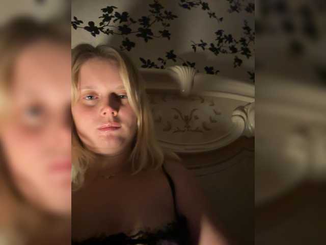 Скриншоты трансляции Pionchick