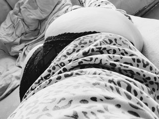 Эротический видеочат Pirozhenkaa