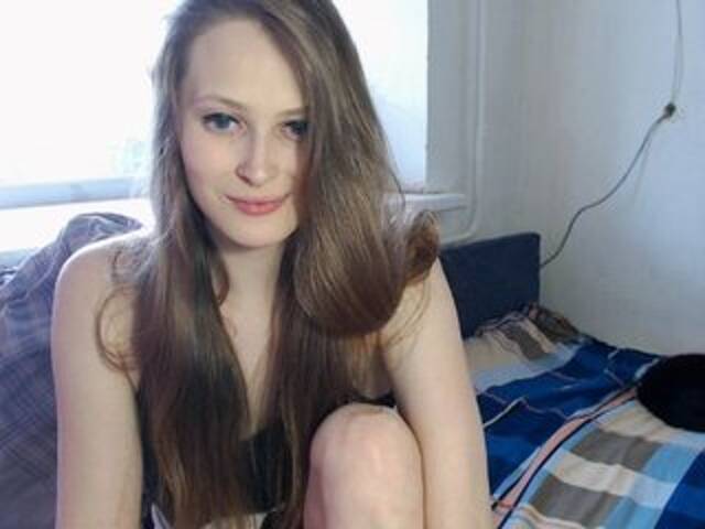 Скриншоты трансляции Cutelioness