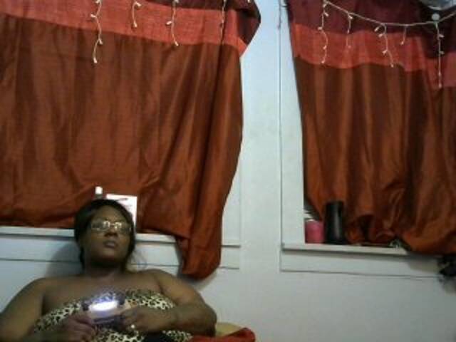 Скриншоты трансляции PrettyBlacc