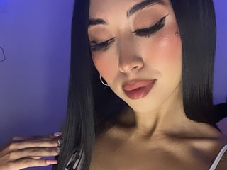 Эротический видеочат Prettycloee