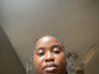 Эротический видеочат PrettyJade