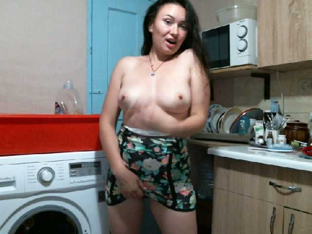 Скриншоты трансляции prettyjulia