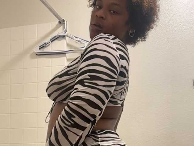 Фотография профиля prettynthick12