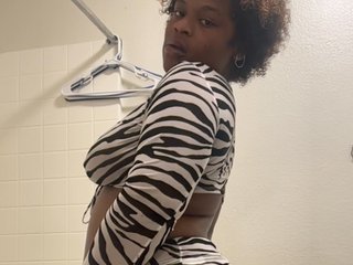 Эротический видеочат prettynthick12