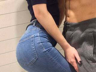 Эротический видеочат tikitokilove