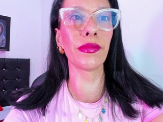 Эротический видеочат PriscilaSmiith25