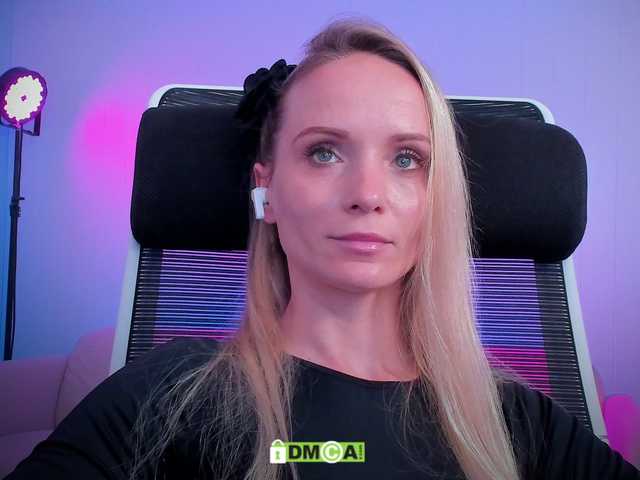 Скриншоты трансляции Louise_Dance