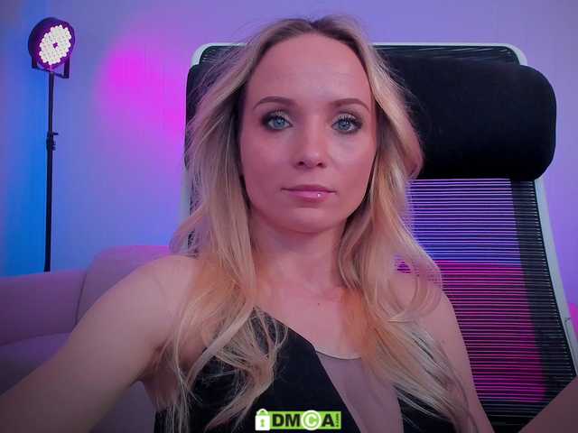 Скриншоты трансляции Louise_Dance