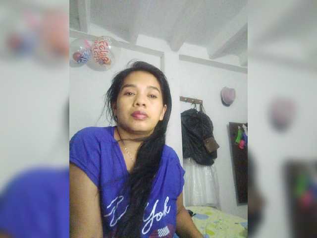 Скриншоты трансляции pussyxxhot