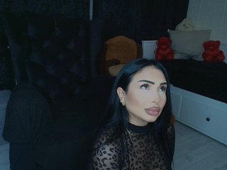 Эротический видеочат queenmeryem