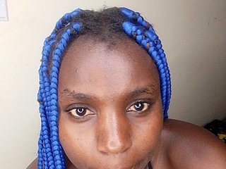 Эротический видеочат Queenwet21