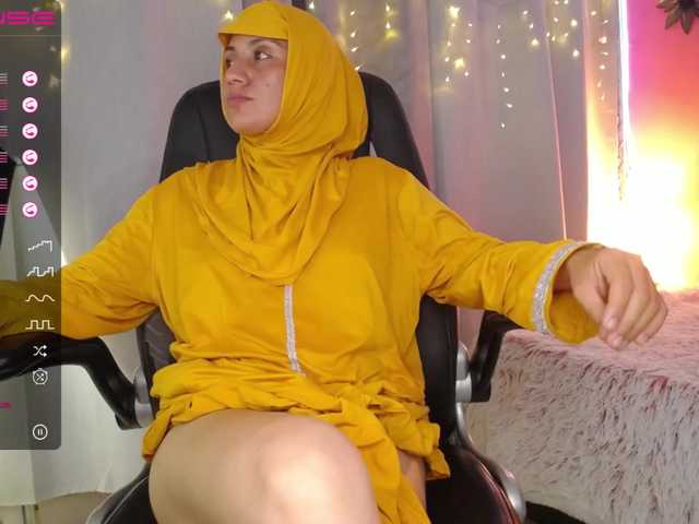 Скриншоты трансляции RaissaFaizan