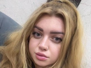 Эротический видеочат RedMadonna