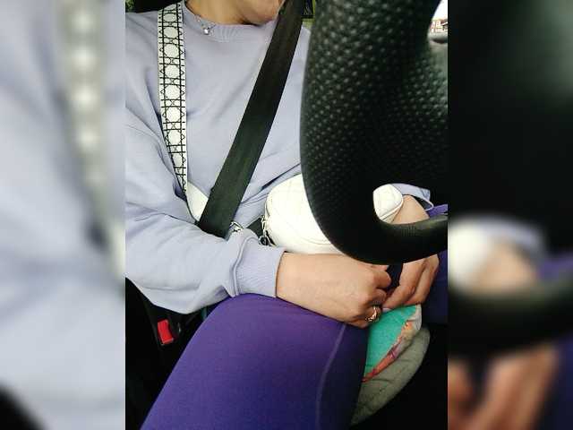 Скриншоты трансляции Karoleva_milf