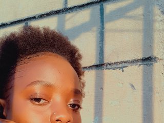 Эротический видеочат rhynah1