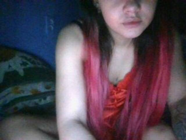 Скриншоты трансляции Mia-Sweet