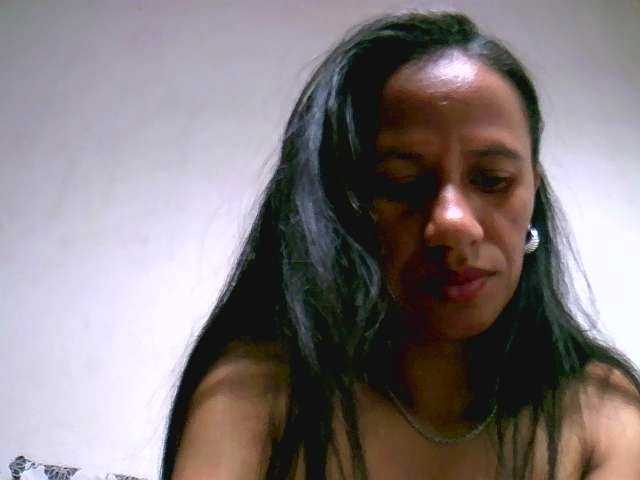 Скриншоты трансляции Rnathalie