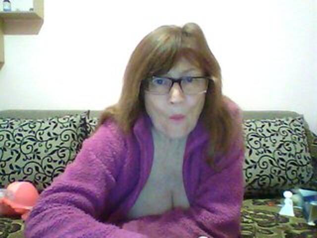 Скриншоты трансляции ladydinna